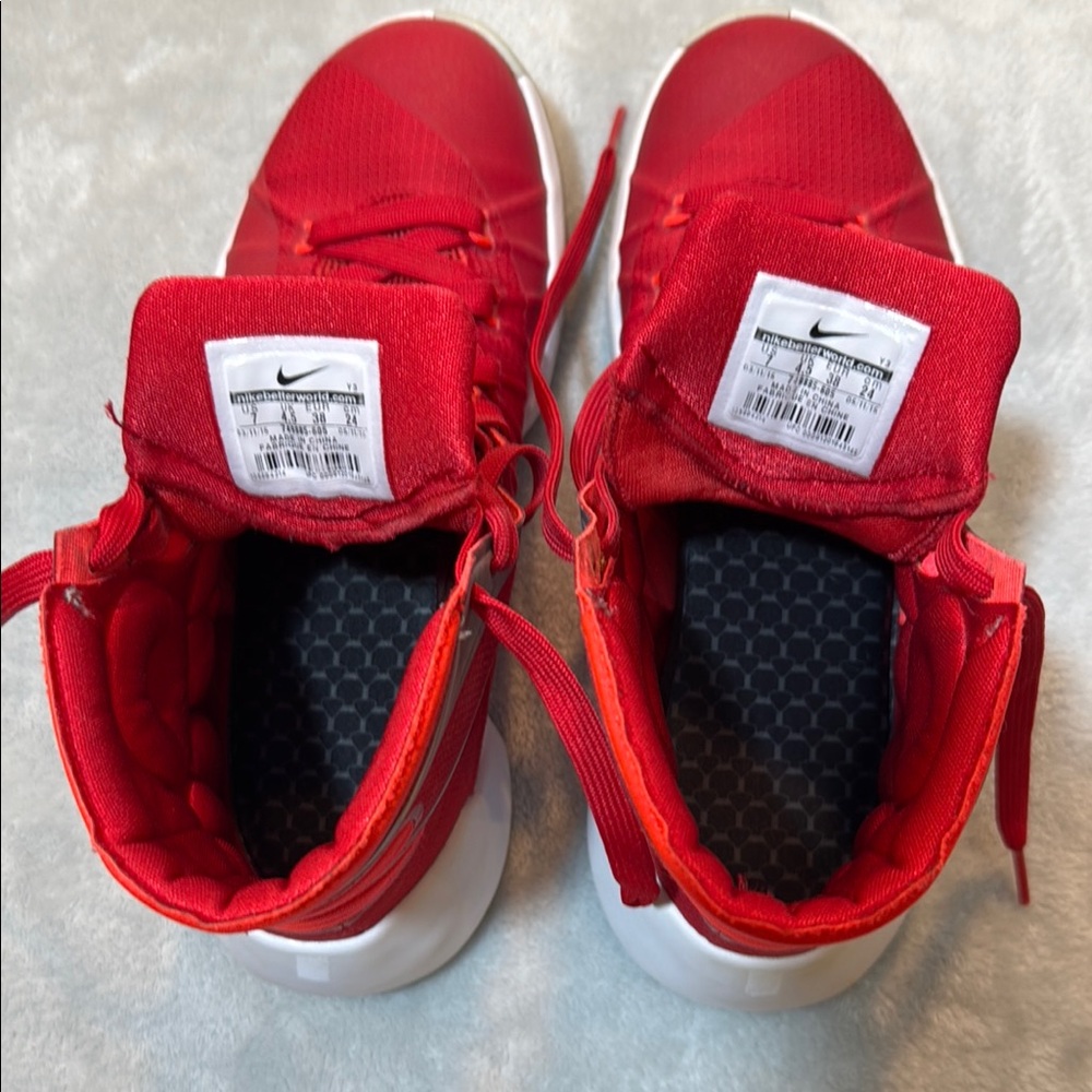 Nike Red and White Hyper Dunk Basketball Sneakers - Picture 5 of 5